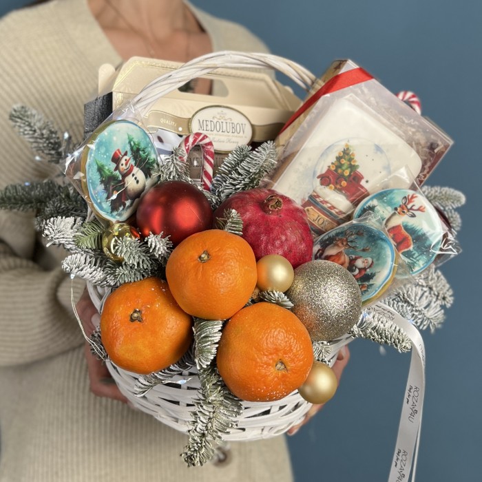 Новогодняя корзина Сладкий праздник