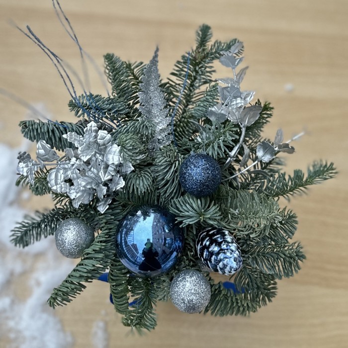 Новогодняя композиция Морозная Свежесть