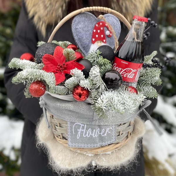 Новогодняя композиция Подарок под Елкой