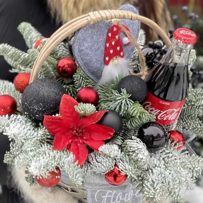 Новогодняя композиция Подарок под Елкой