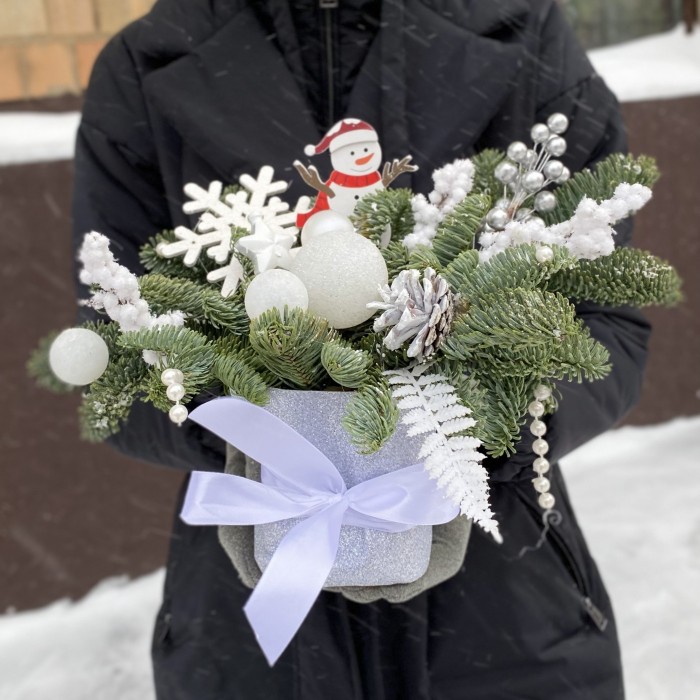 Новогодняя композиция с нобилисом Снеговичок