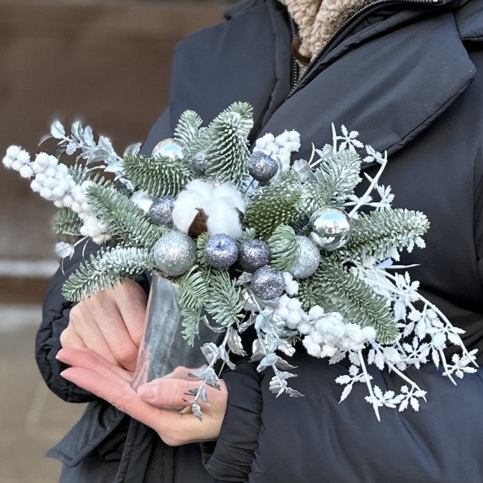 Новогодняя композиция с нобилисом в стакане Прохлада