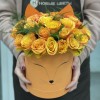 Оранжевая роза Дабл-Дэнс в коробке Лисичка