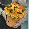 Оранжевая роза Дабл-Дэнс в коробке Лисичка