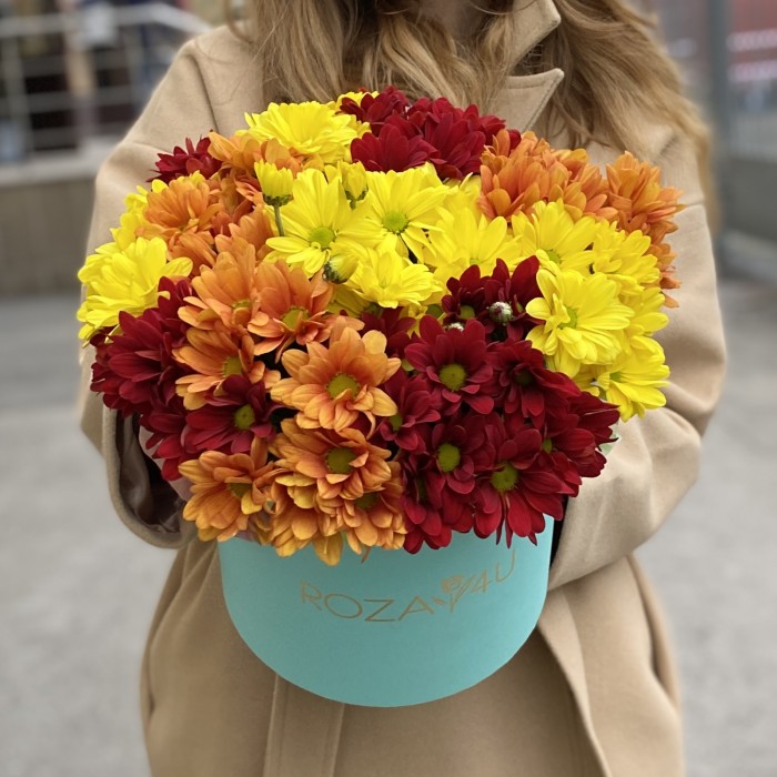 Осенний Микс из кустовых хризантем в коробке