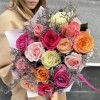 Пастельный букет из 15 роз с лимониумом MIX