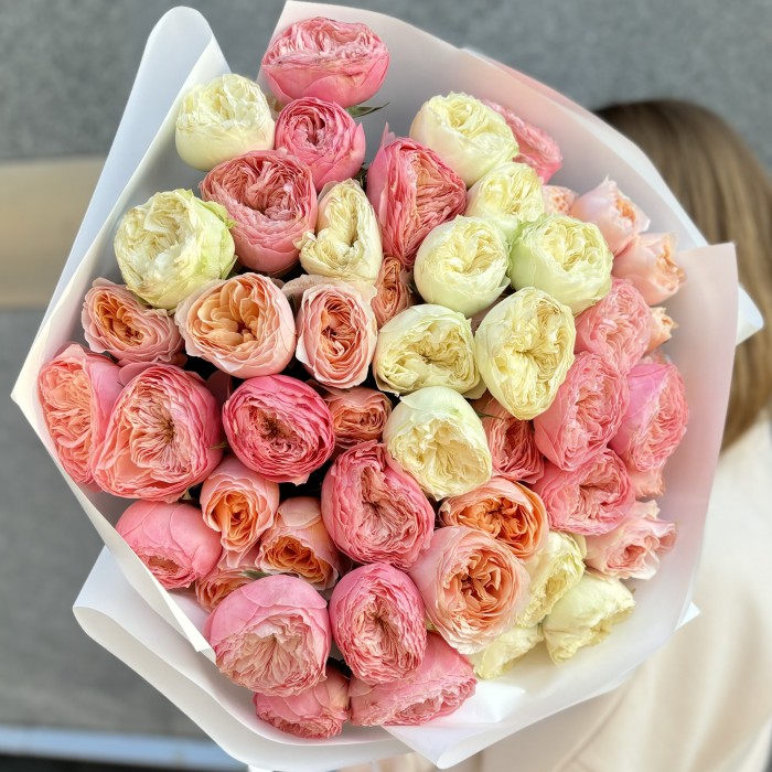 Пастельный микс пионовидных роз