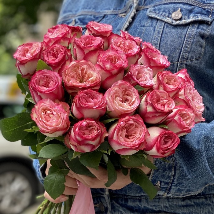 Пионовидная роза Глендора