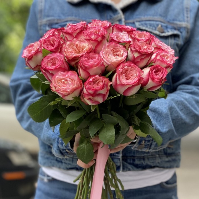 Пионовидная роза Глендора