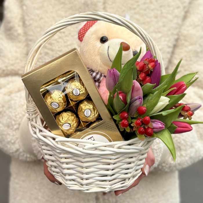 Подарочная корзина к 8 марта Для Тебя