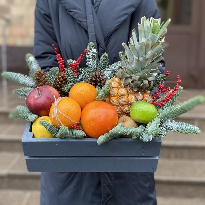 Подарочный ящик с фруктами