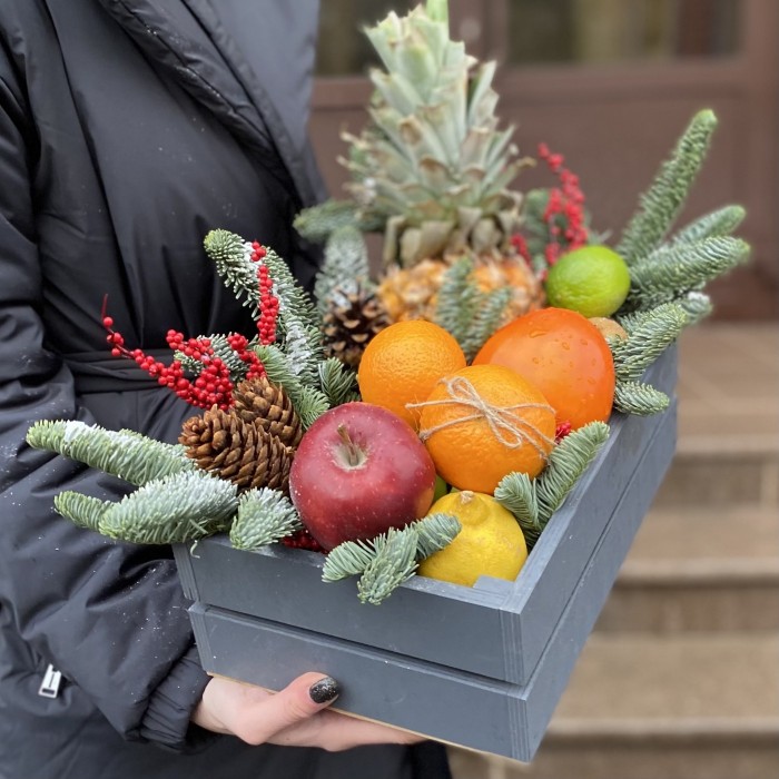 Подарочный ящик с фруктами