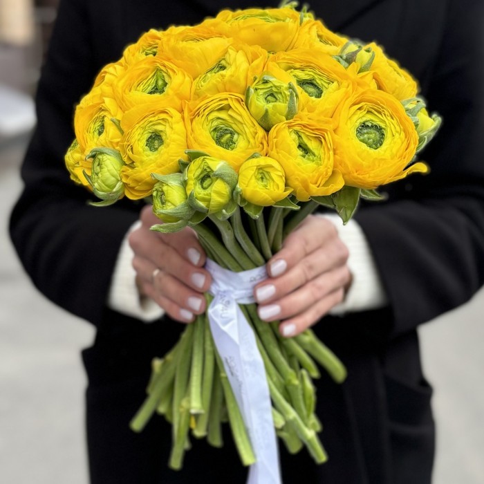 Ранункулюс желтый