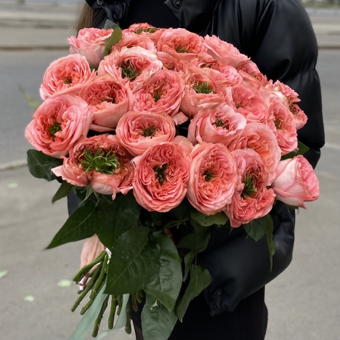 Пионовидная роза Мандарин экспрешен