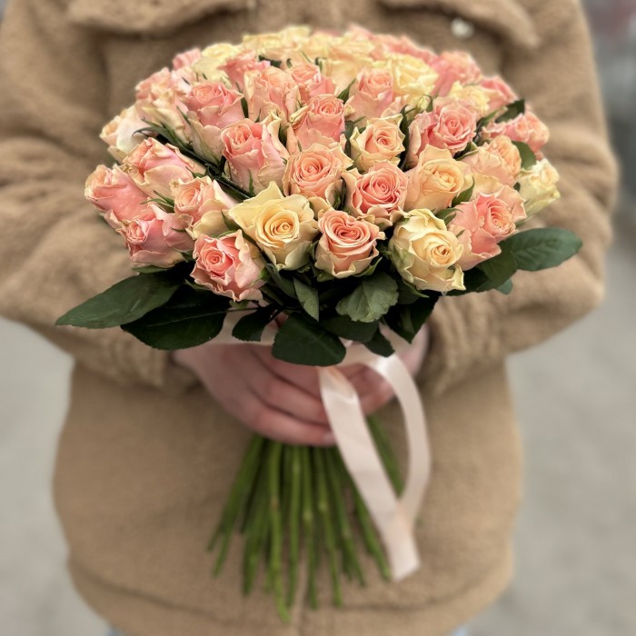 Коралловая роза Свит Такаци