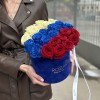 Розы в бархатной коробке День России