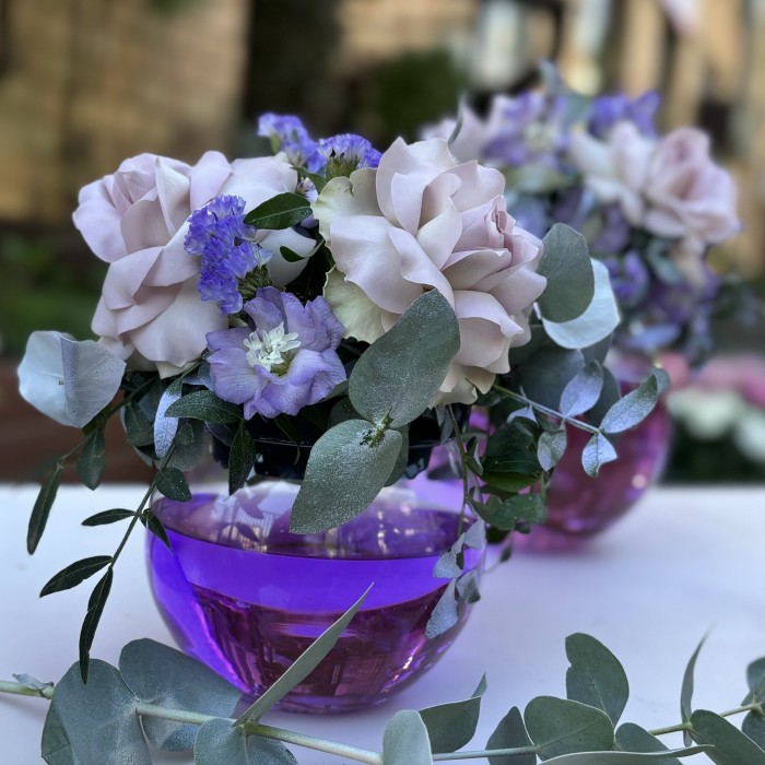 Сиреневая композиция в стеклянном шаре