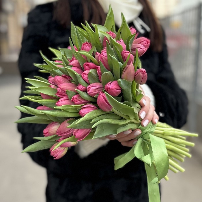 Тюльпан пионовидный розовый  Квин оф Марвел