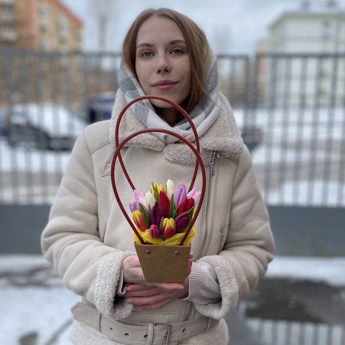 Тюльпаны микс в сумочке