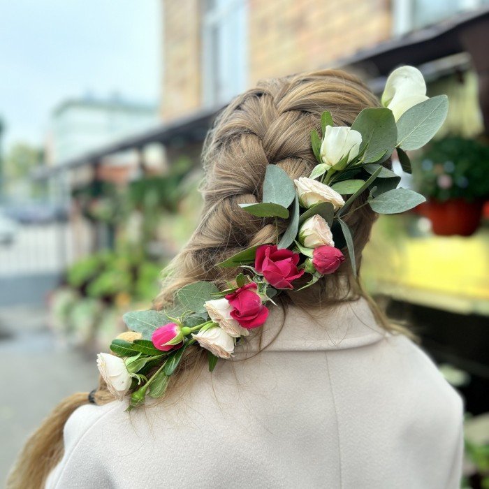 Украшение из цветов для прически Прекрасная Леди