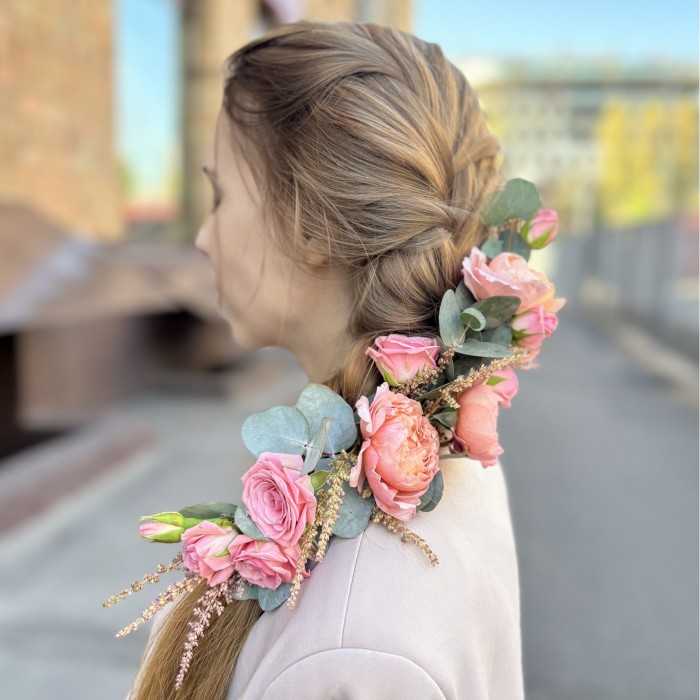 Украшение из цветов для прически с кустовой розой Джульетта