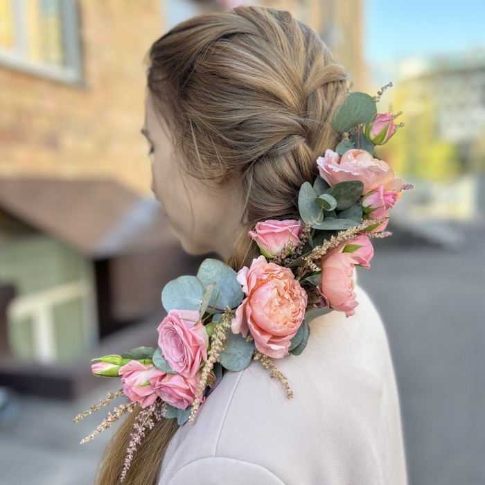 Украшение из цветов для прически с кустовой розой Джульетта