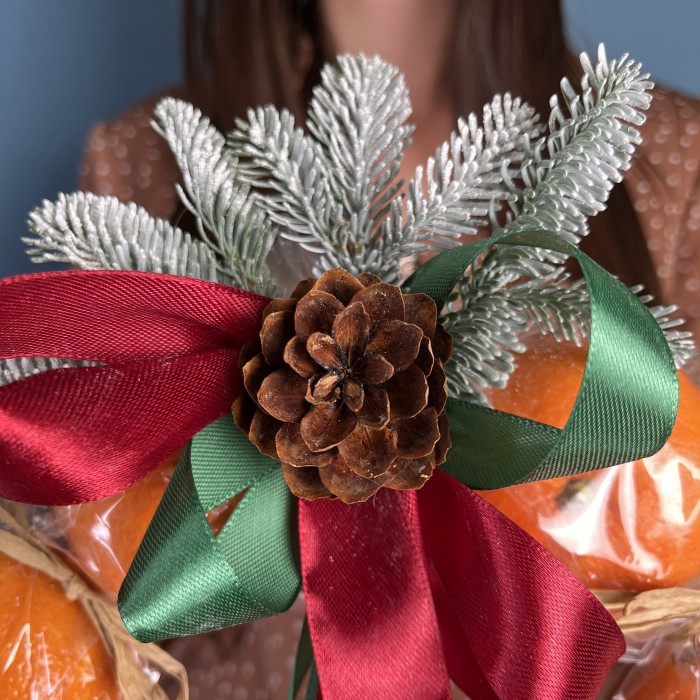 Венок из мандаринов