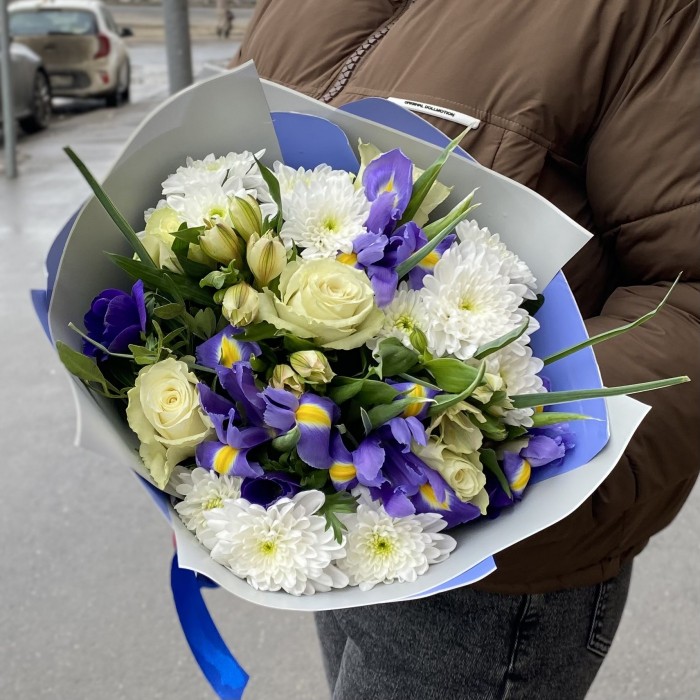 Весенний букет с Ирисами