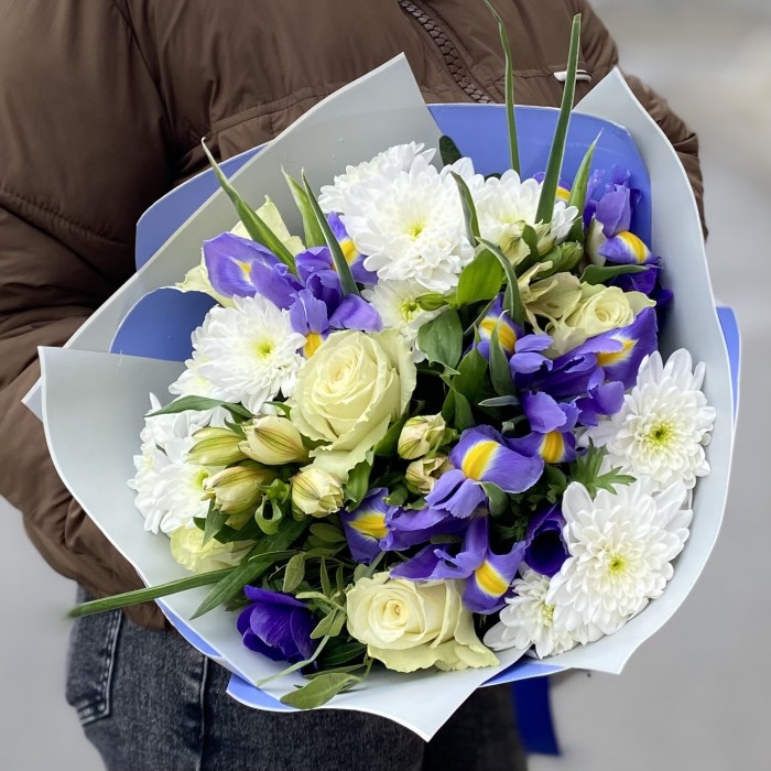 Весенний букет с Ирисами