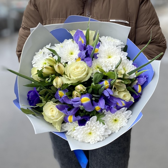 Весенний букет с Ирисами