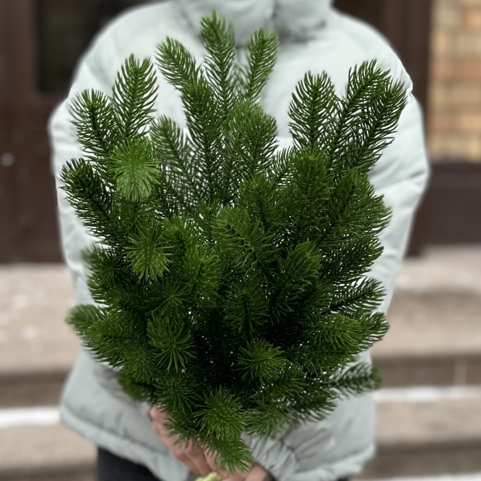 Ветка еловая искусственная
