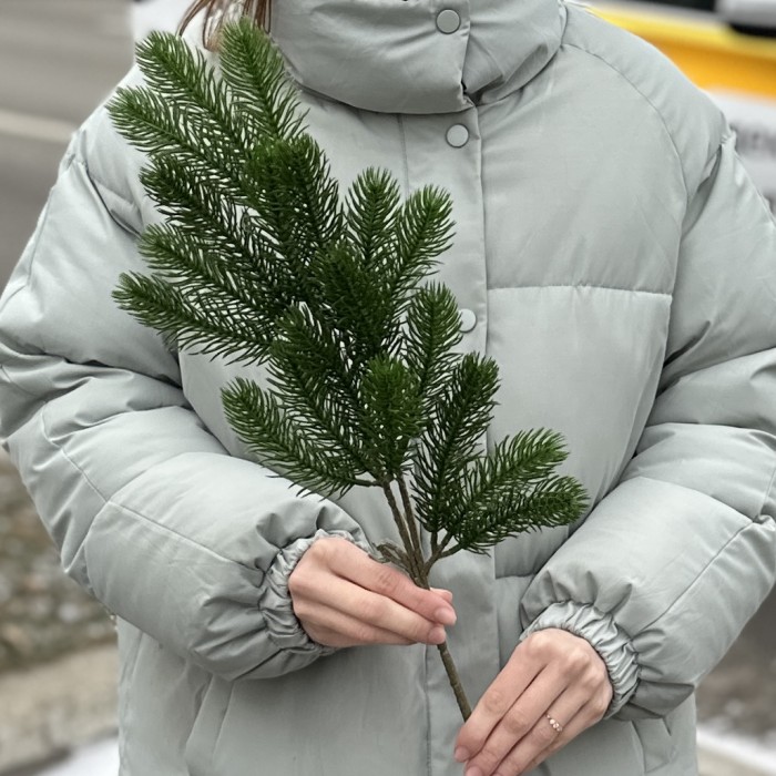 Ветка еловая искусственная