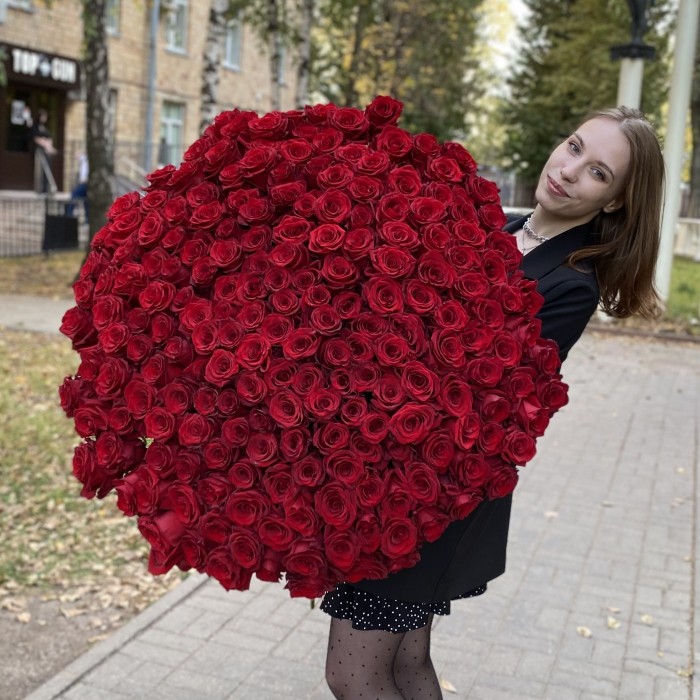 201 красная роза 120 см