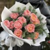 Зимний букет из 3 кустовых пионовидных роз Джульетта