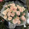Зимний букет из 7 кустовых пионовидных роз Джентл Тренсеттер