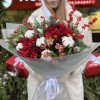 Зимний букет с хризантемой Яркая Ночь