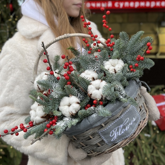 Зимняя композиция Новогодний Час