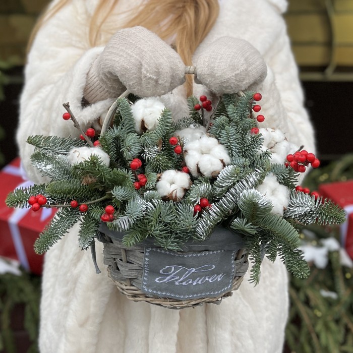 Зимняя композиция Волшебница Зима