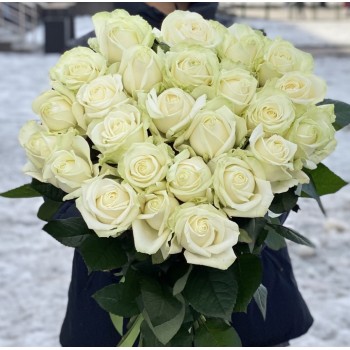 Топовые тренды новогодней флористики 2025–2026