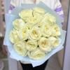15 пионовидных роз Титан