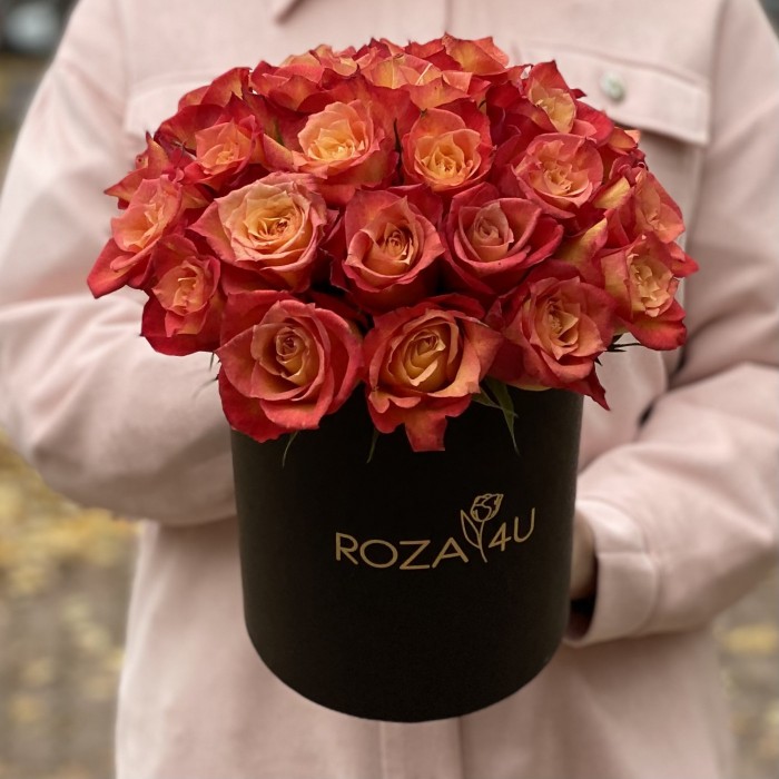 25 роз Лампион в коробке