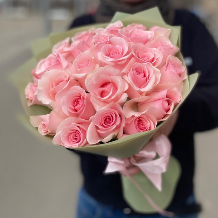 Розовые розы Титаник - 25шт