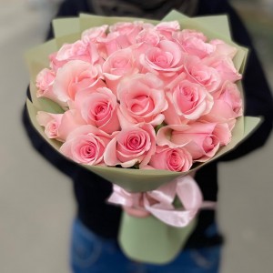 Розовые розы Титаник - 25шт