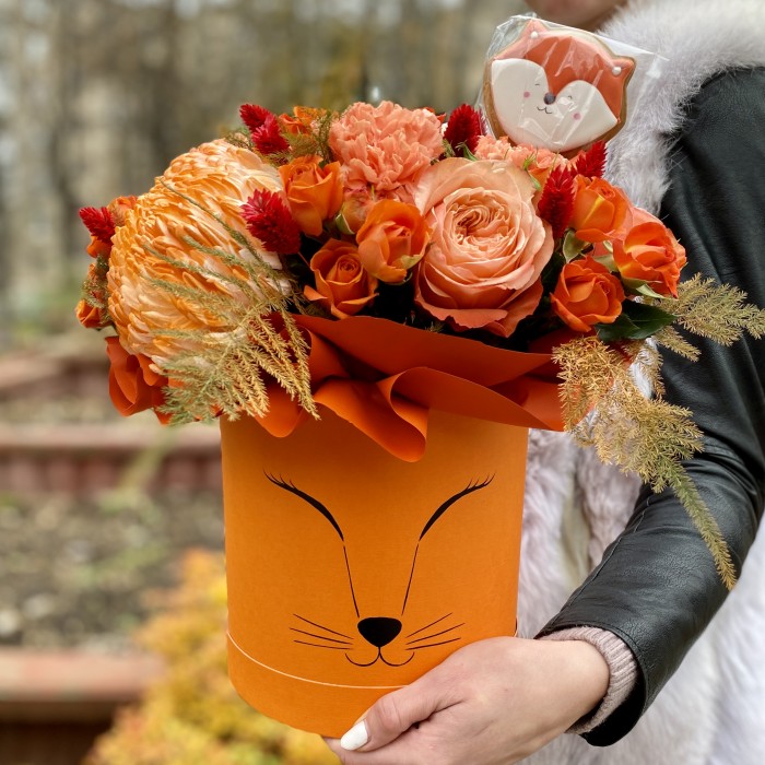 Цветы в коробке Лисичка