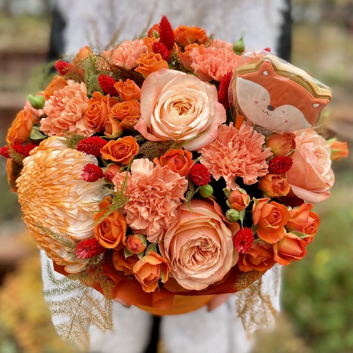 Цветы в коробке Лисичка