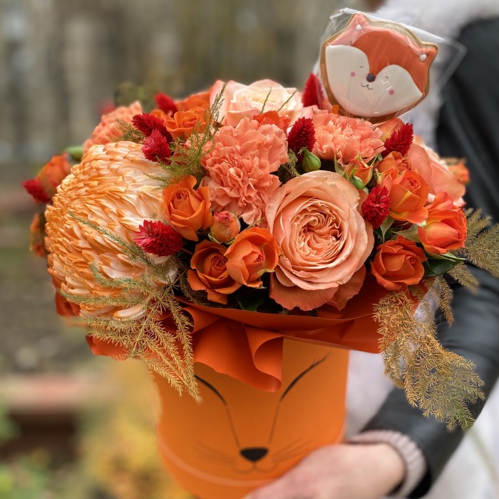 Цветы в коробке Лисичка