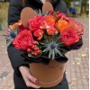 Цветы в коробке Мишенька на вишенке
