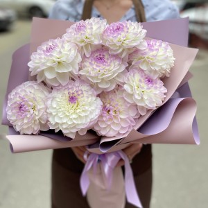 Букет Сердце из георгинов Букет Сердце из георгинов