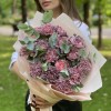 15 гвоздик Пинк блэк Молли с эвкалиптом