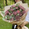 15 гвоздик Пинк блэк Молли с эвкалиптом